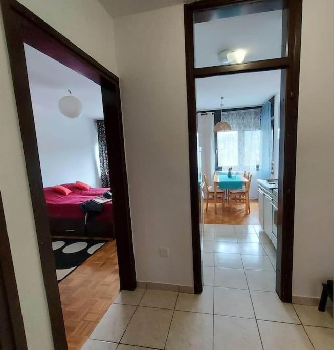 Ms Apartmani Jupiter Tuzla Esterno foto